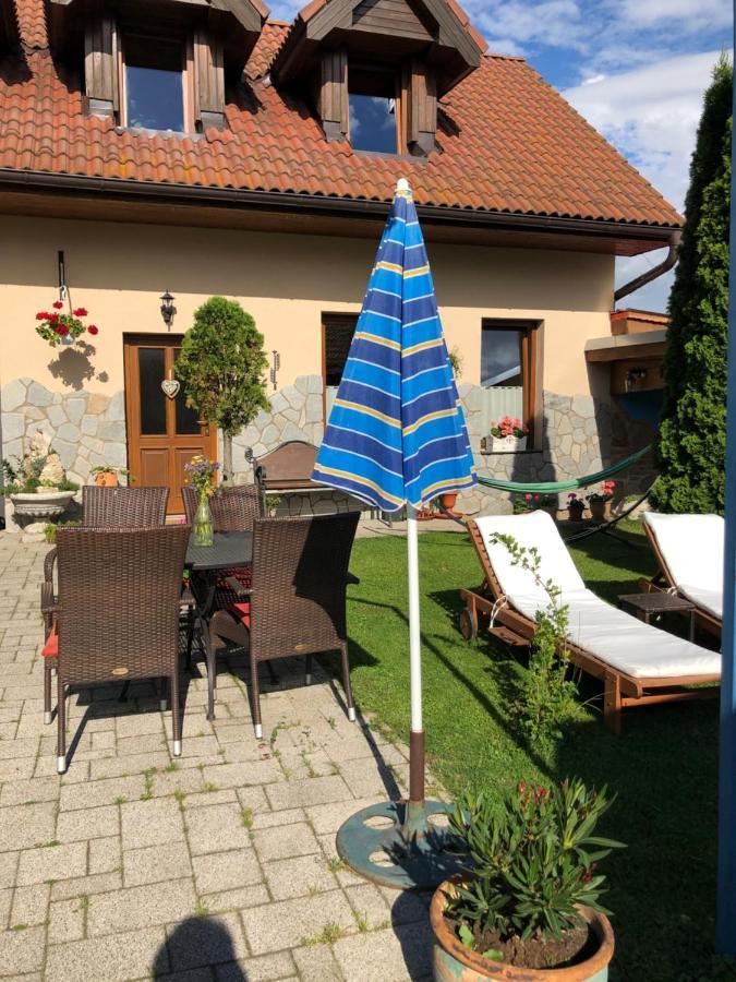 Privat Migac Leilighet Vrbov Eksteriør bilde